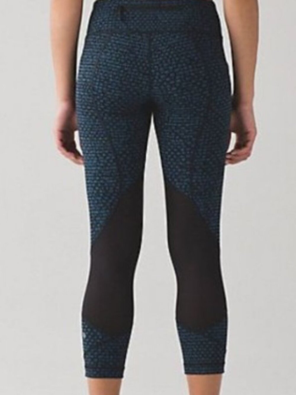 Lululemon Size 6 Run Pace Rival Crop Leggings